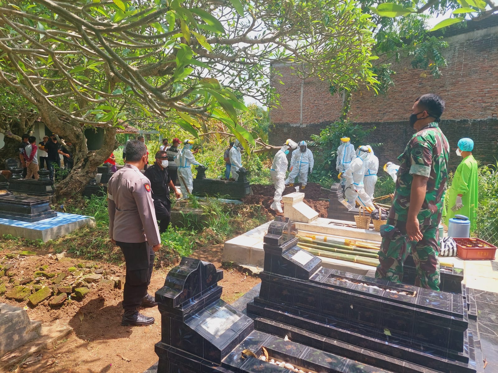 Bati Tuud Wonosari Hadiri Pemakaman Prokes Diwilayah Binaan