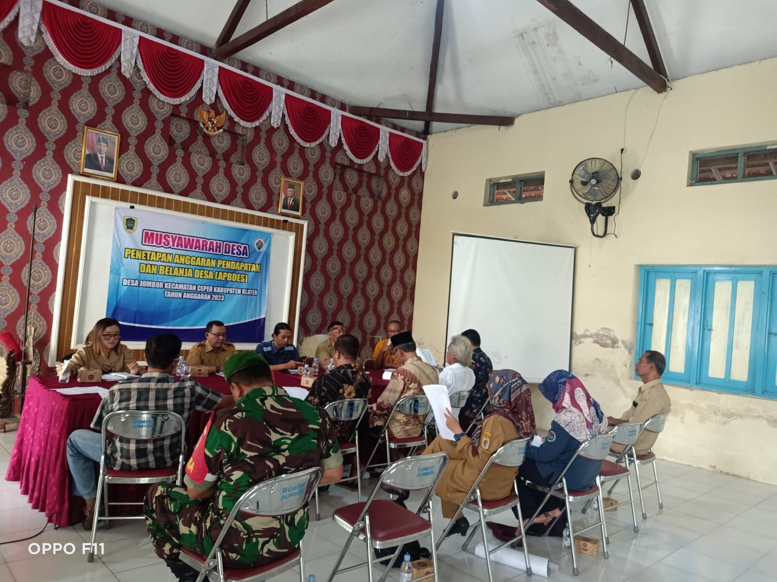 Hadir Babinsa Ceper Di Musdes Penetapan APBDES Tahun 2023 Desa Jombor