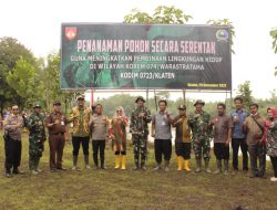 Danrem 074 Tanam 10.000 Pohon di Bantaran Sungai Bengawan Solo