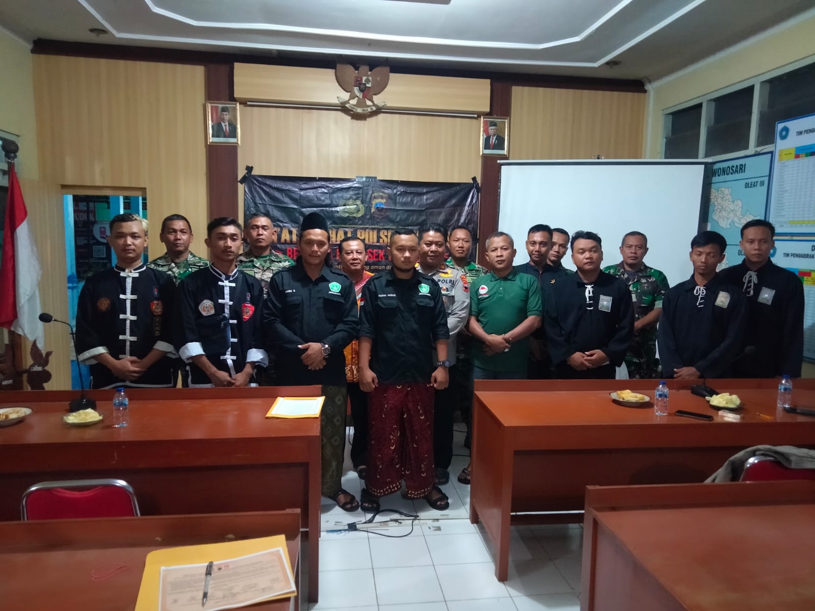 Wujudkan Wilayah Aman Kondusif, Danramil 22 Wonosari Hadiri Deklarasi Damai Perguruan Pencak Silat Se Kecamatan Wonosari