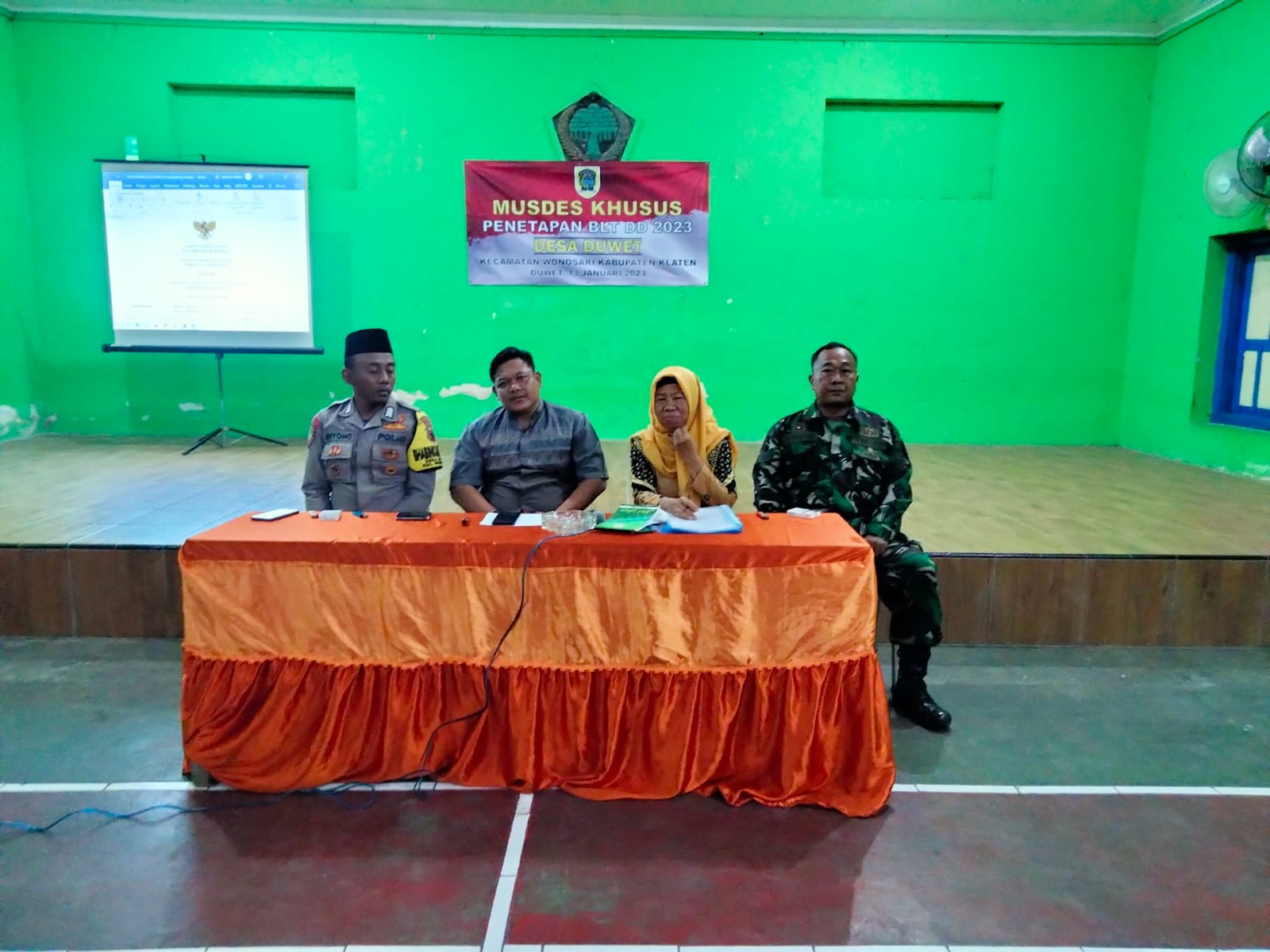 Wujudkan Bantuan Tepat Sasaran, Babinsa Wonosari Hadiri Musdesus BLT Dana Desa Binaan