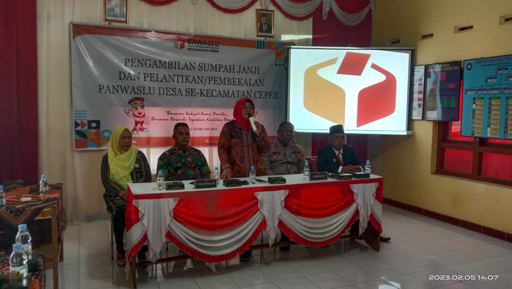 Harapan Danramil Ceper Saat Hadiri Pelantikan Dan Pembekalan Panwaslu Se-Kecamatan Ceper