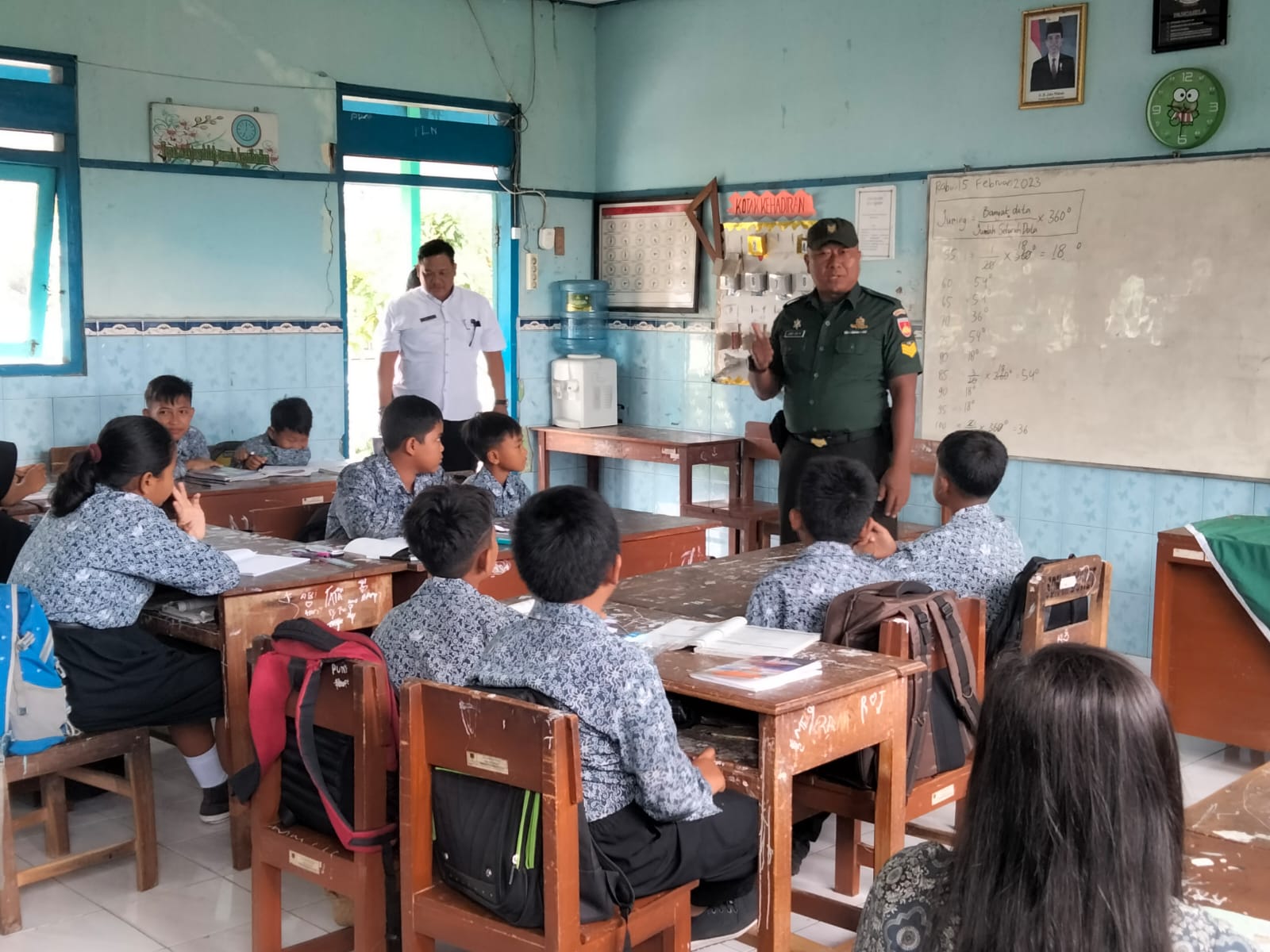 Tanam Nasionalisme, Babinsa Wonosari Berikan Wasbang Pelajar SDN 3 Duwet