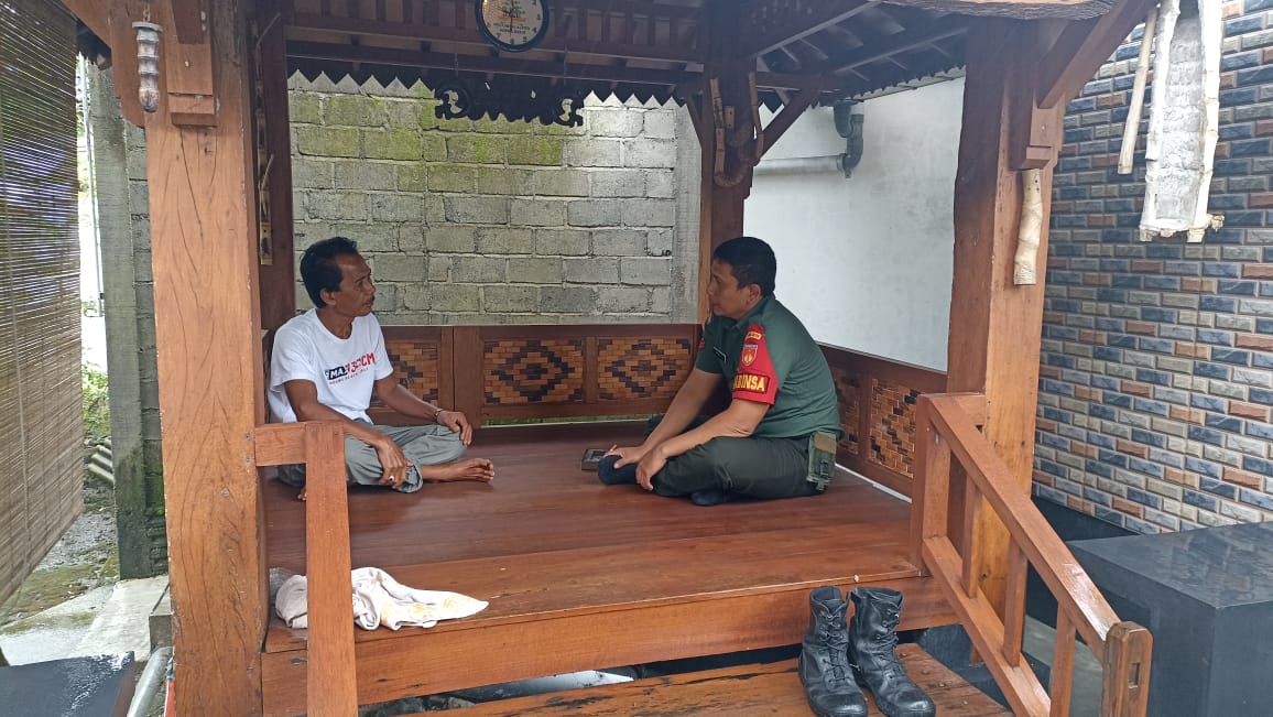 Jaga Hubungan Baik Babinsa Prambanan Jalin Komunikasi Dengan Warga Binaan
