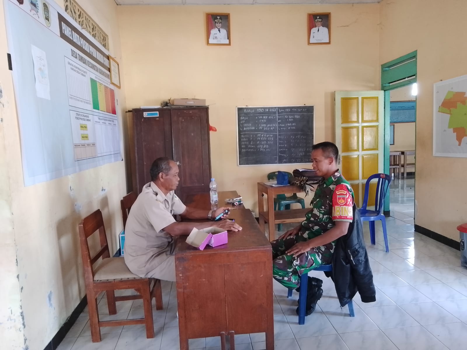 Pererat Sinergitas Babinsa Koramil Karangdowo Datangi Perangkat Desa