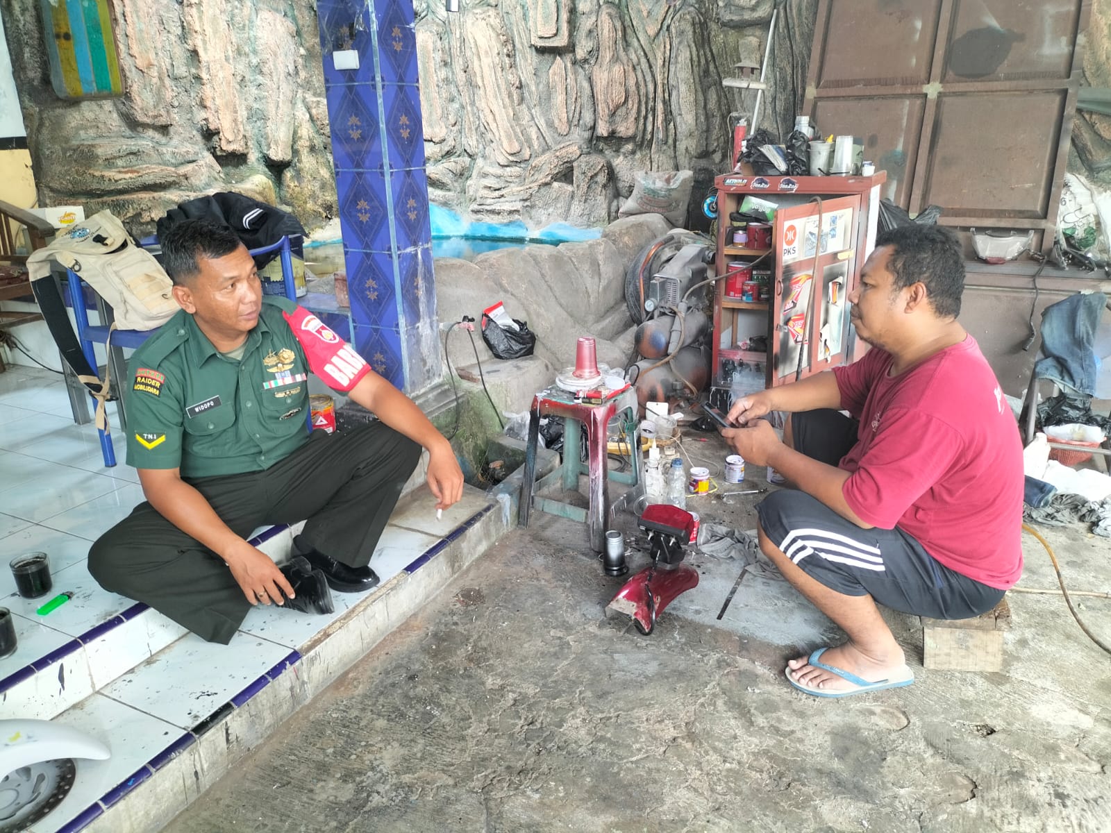 Ini Yang dilakukan Babinsa Wonosari Saat Datangi Bengkel Warga Binaan