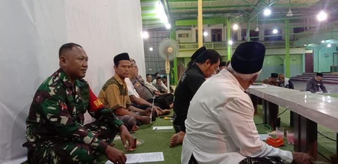 Hadirinya Babinsa Wonosari Pada Musyawarah Persiapan Shalawatan Akbar Desa Binaan