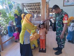 Upaya Pencegahan Stunting Babinsa Ceper Dampingi Posyandu Desa Binaan