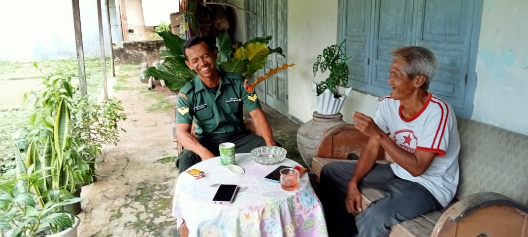 Pererat Silaturahmi, Babinsa Koramil Wonosari Sambangi Warga Binaan