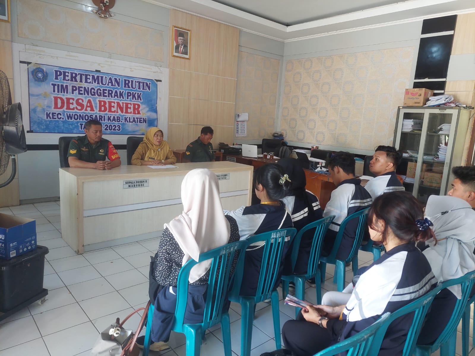 Babinsa Wonosari Hadiri Penyambutan Mahasiswa Mahasiswi KKN Di Desa Bener