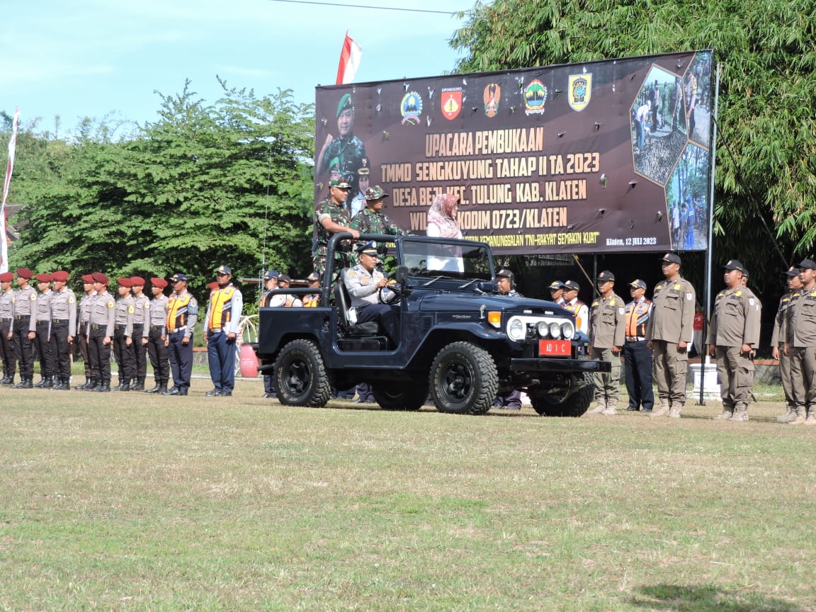 Buka TMMD, Bupati Siapkan Warga Gotongroyong Bersama Kodim Klaten