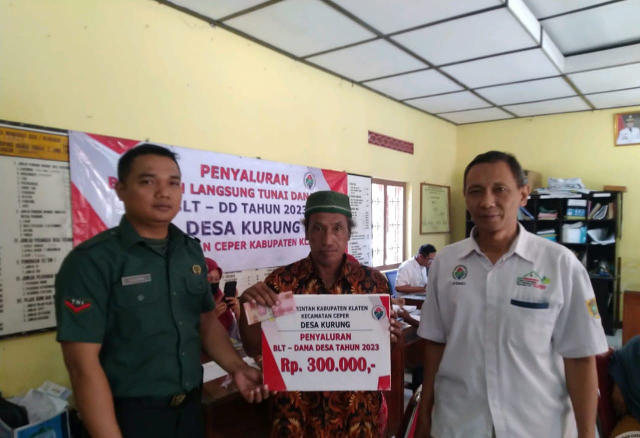 Babinsa Monitoring Penyaluran BLT DD, Ini Kata Danramil Ceper