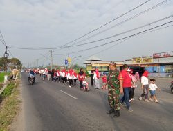 Peringati HUT Kemerdekaan RI Ke-78 Babinsa Koramil 08/Ngawen Jalan Sehat Bersama Warga