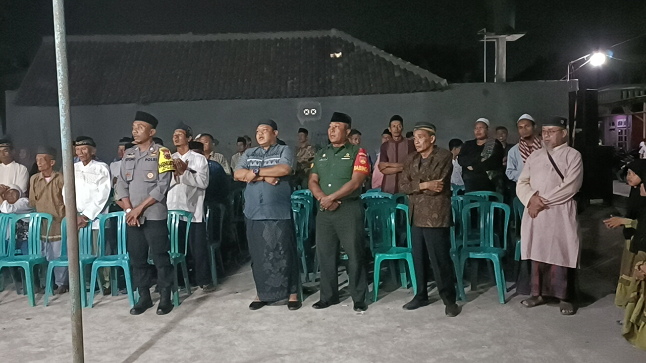 Eratkan Silaturahmi, Babinsa Wonosari Hadiri Pengajian Peringatan Maulid Nabi Muhammad SAW