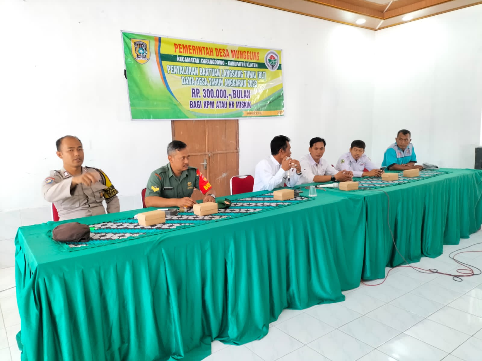 Desa Munggung Kembali Salurkan BLT DD, Ini Kata Babinsa Karangdowo