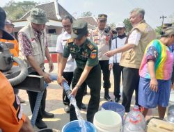 Desa Tumpukan Karangdowo Terima Penyaluran Air Bersih