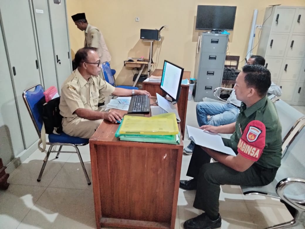 Komunikasinya Babinsa Prambanan Bersama Perangkat Desa Brajan