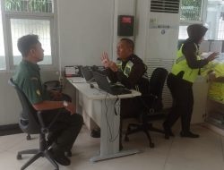 Babinsa Prambanan Sambangi Security, Ciptakan Lingkungan Aman