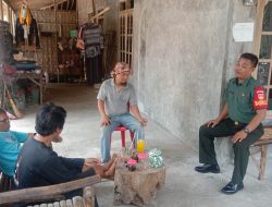 Wujudkan Wilayah Aman, Babinsa Wonosari Sambangi Tokoh Masyarakat