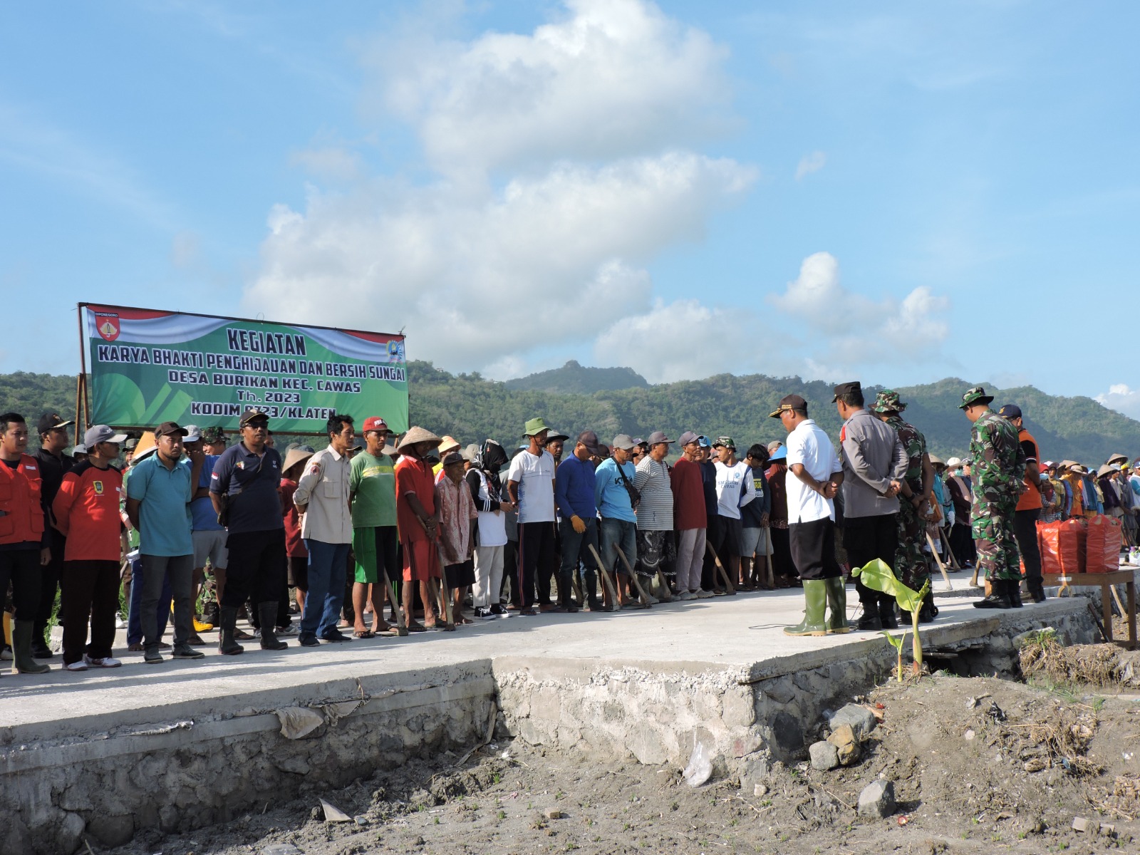 Lestarikan Alam, Kodim Klaten Tanam Pohon Dan Bersihkan Sungai