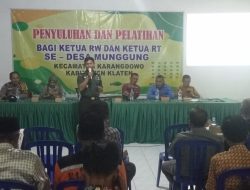 Danramil 17 Karangdowo Beri Wasbang Ketua RT/RW Desa Munggung, Ini Katanya