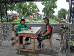 Samabangi Ojol Di Wilayah Binaan, Ini Pesan Babinsa Prambanan