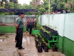 Tanam Media Polybag, Anggota Koramil 22 Wonosari Wujudkan Ketahanan Pangan