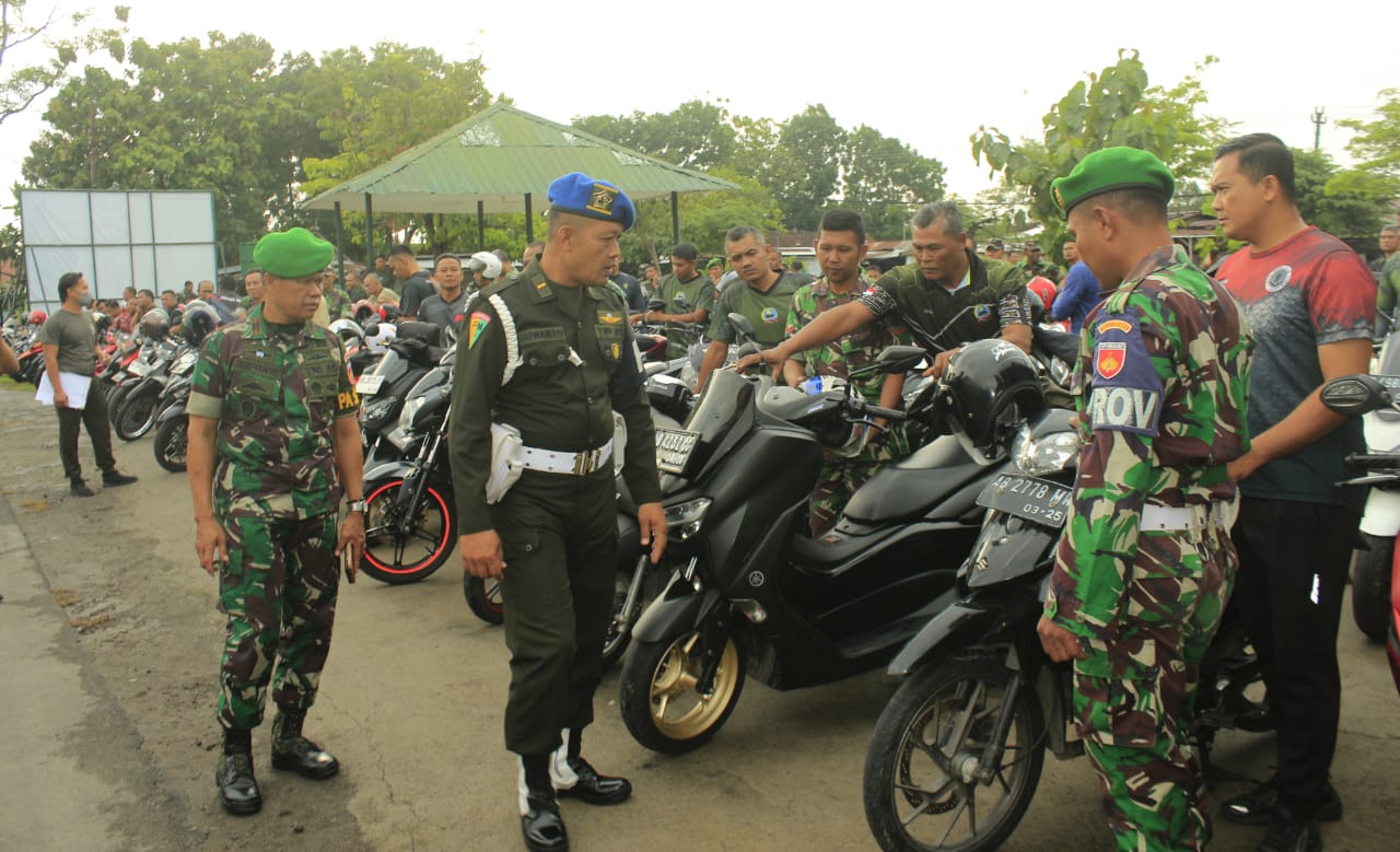 Hindari Knalpot Brong, Denpom 4 Surakarta Periksa Kendaraan Kodim 0723 Klaten