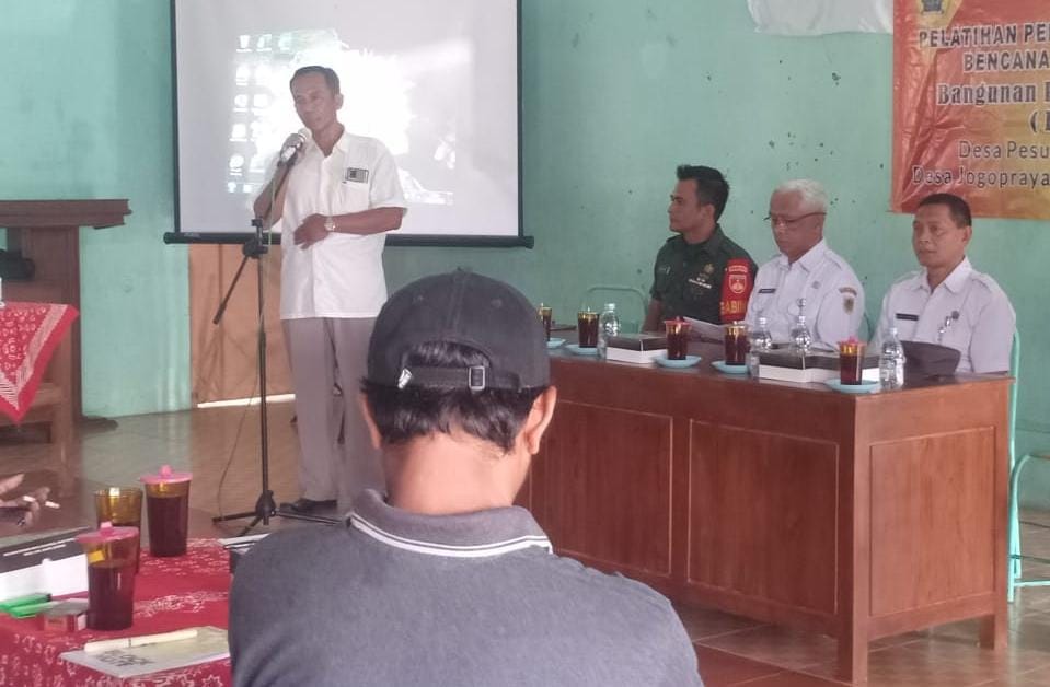 Babinsa Koramil Wedi Hadiri Pelatihan Pembangunan Rumah Tahan Gempa (BARATAGA)