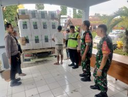 Pastikan Logistik Pemilu Aman, Babinsa Koramil 24/Klaten Utara Kawal Pendistribusian Logistik