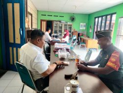 Dorong Kemajuan Desa, Babinsa Koramil 22/Wonosari Jalin Komsos Bersama Perangkat Desa Duwet
