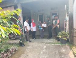 Peltu Agus Subagyo Bersama Anggota Koramil 22 Wonosari Lakukan Bakti Sosial Di Desa Sekaran