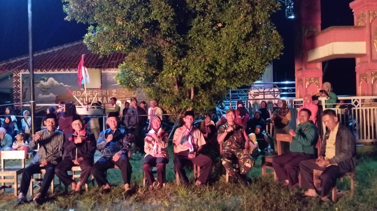 Babinsa Koramil Prambanan Hadiri Kegiatan Api Unggun Perjusa SDN 2 Cucukan