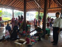 Babinsa Koramil 09/Prambanan Dampingi Posyandu Integrasi Layanan Primer Di Joglo Sadranan