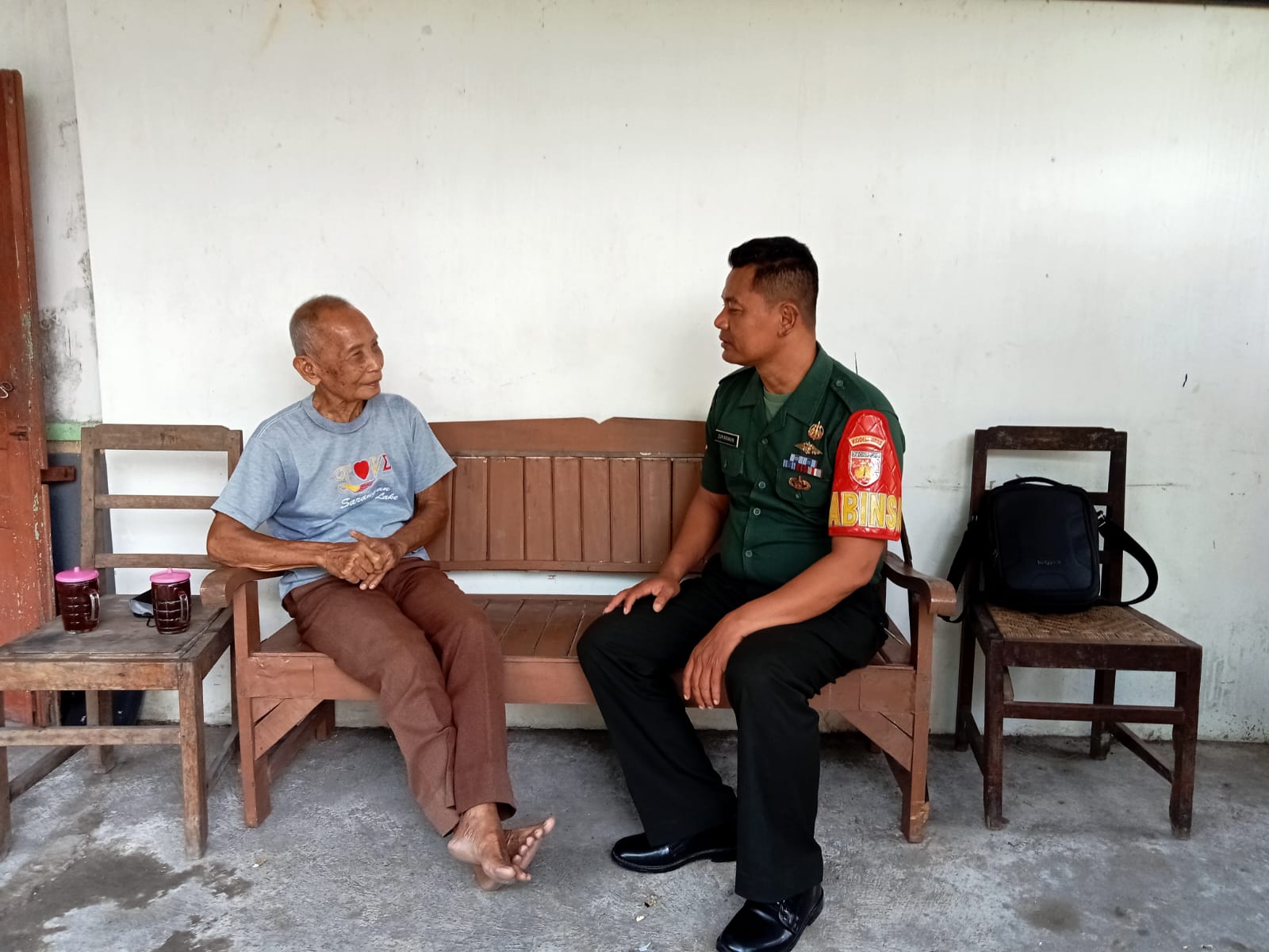 Babinsa Desa Srebegan Pantau Wilayah Dan Jalin Silaturahmi Dengan Tokoh Masyarakat