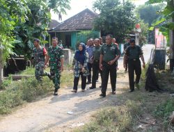 Dandim Klaten Tinjau Lokasi Betonisasi Jalan TMMD Reg 121