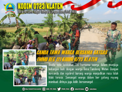 Canda Tawa Satgas TMMD Reg 121 Bersama Warga