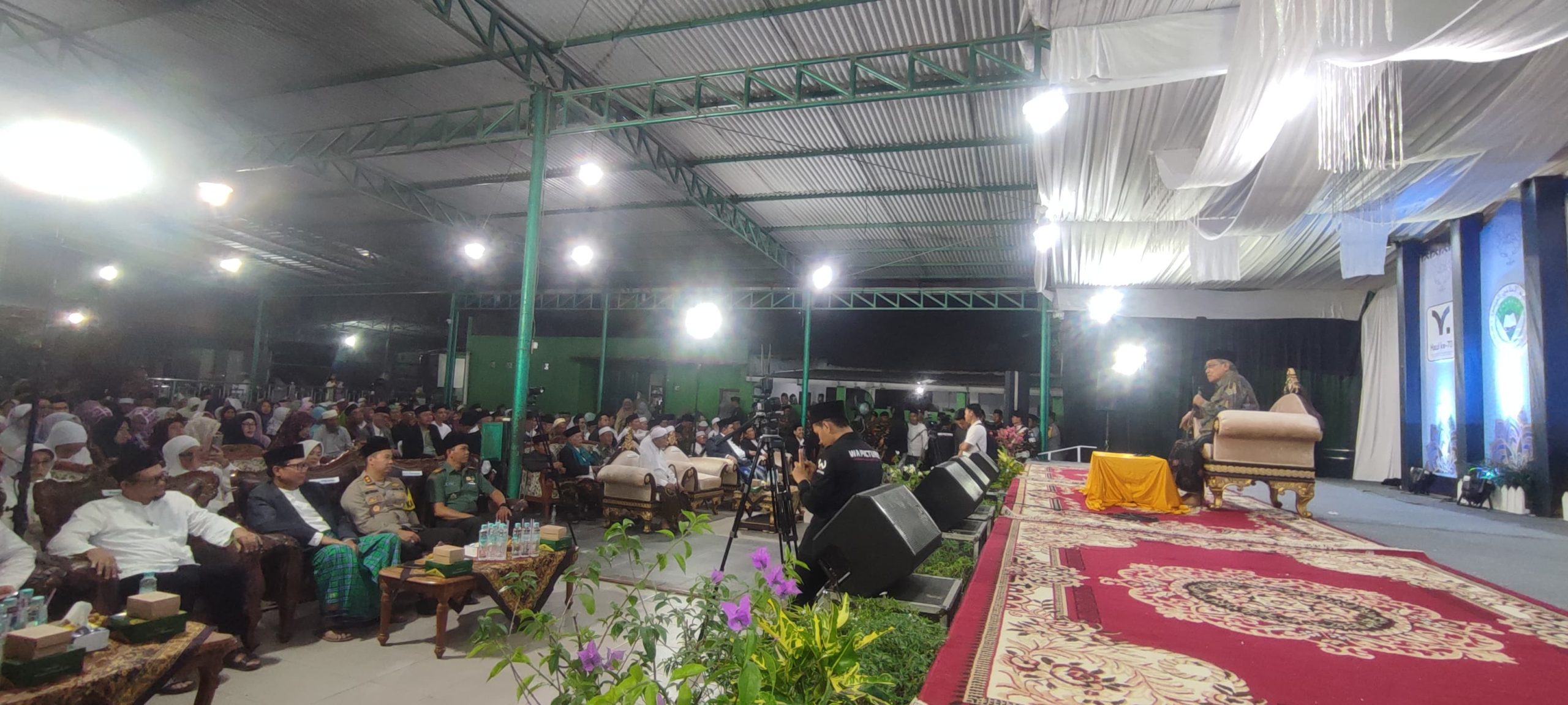 Anggota Koramil 22 Wonosari Kodim Klaten Amankan Peringatan Haul KH Al Manshur Ke-70