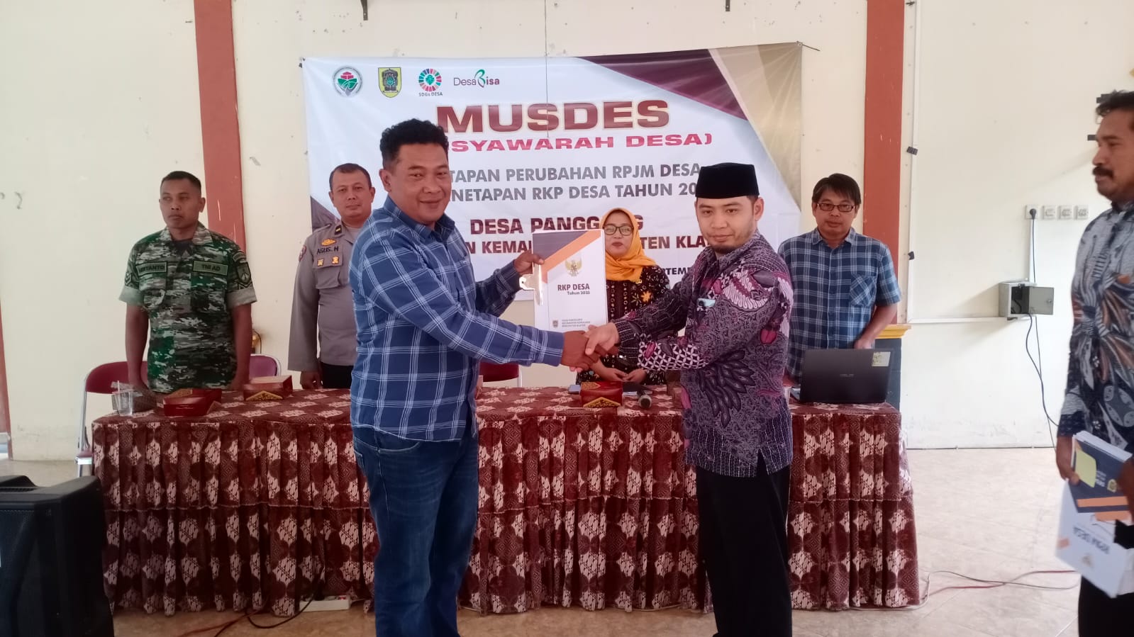 Hadirnya Babinsa Koramil Kemalang Pada Musrenbangdes Desa Panggang Klaten