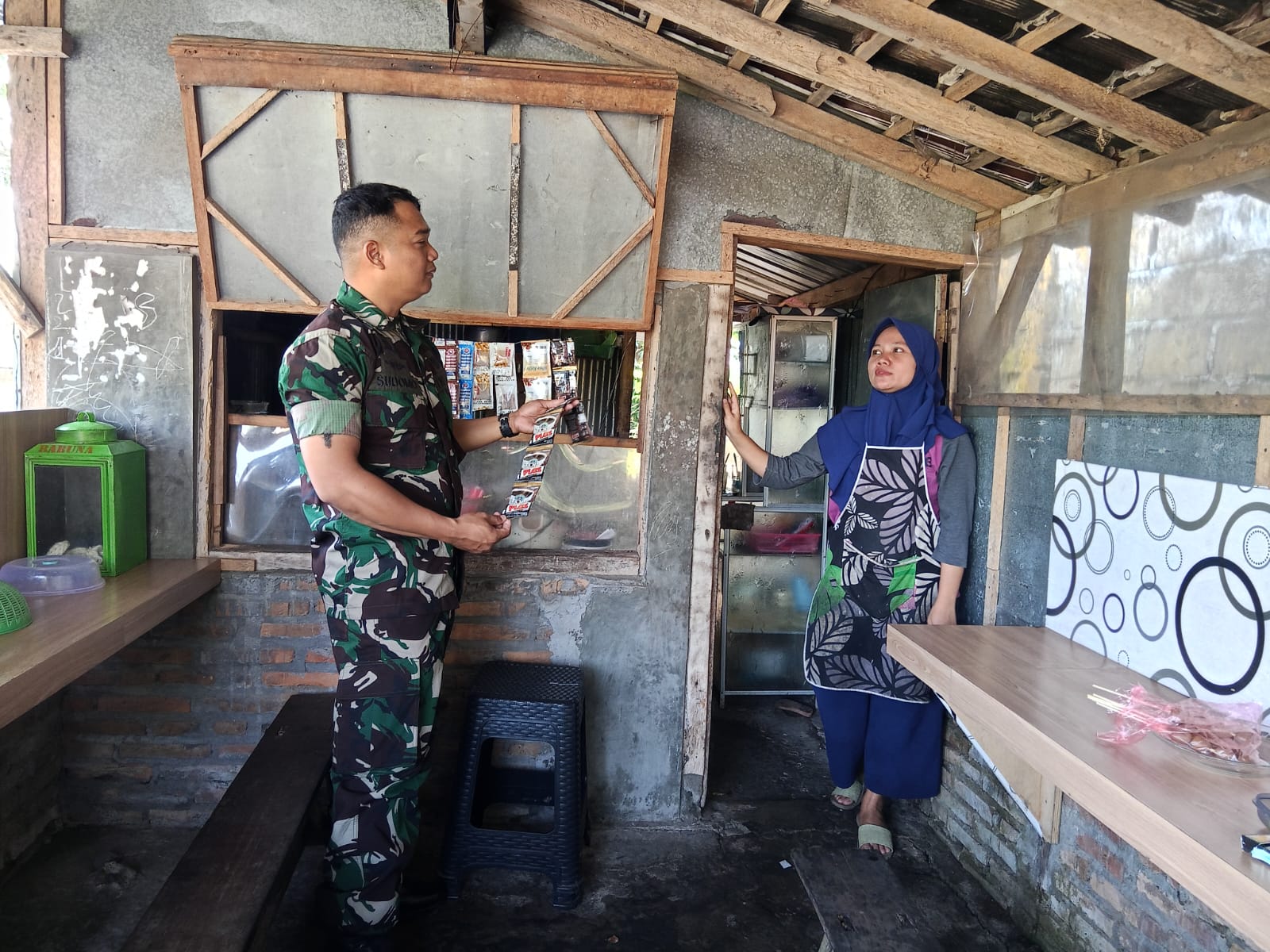 Babinsa Koramil Ceper Kunjungi Pelaku UMKM Desa Pokak Ceper Klaten, Ini Harapannya