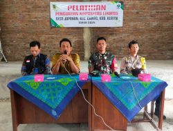 Babinsa Cawas Hadiri Pelatihan Penguatan Kapasitas Anggota Linmas Di Balai Desa Japanan Klaten