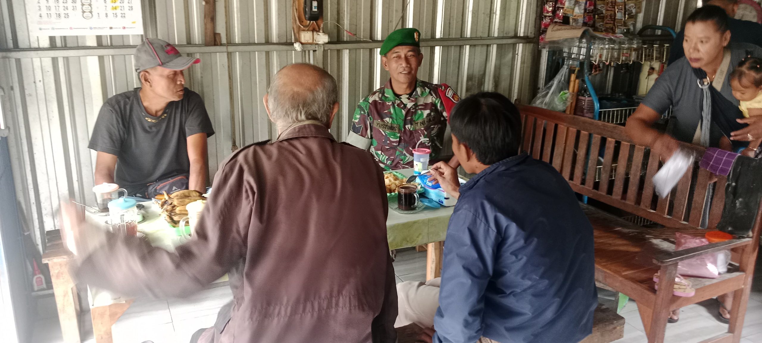 Babinsa Ramil 07/Wedi Jalin Komunikasi Di Desa Trotok Klaten Sampaikan Ini