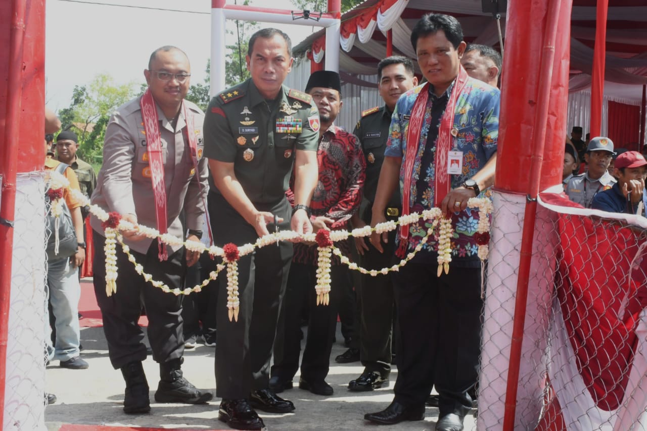Pangdam IV Diponegoro Resmikan Jembatan Merah Putih Di Klaten