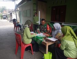 Babinsa Klaten Utara Dampingi Bidan Desa Pada Posyandu Balita Di Dukuh Plembon Ketandan