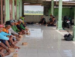 Sosialisasi Serapan Gabah, Babinsa Hadiri Pertemuan Rutin Kelompok Tani Sumber Rejeki Dukuh Kaplingan Desa Sidowarno Klaten