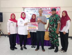 Babinsa Koramil Klaten Utara Dampingi Desa Jonggrangan Bagikan BLTDD Tahun 2025