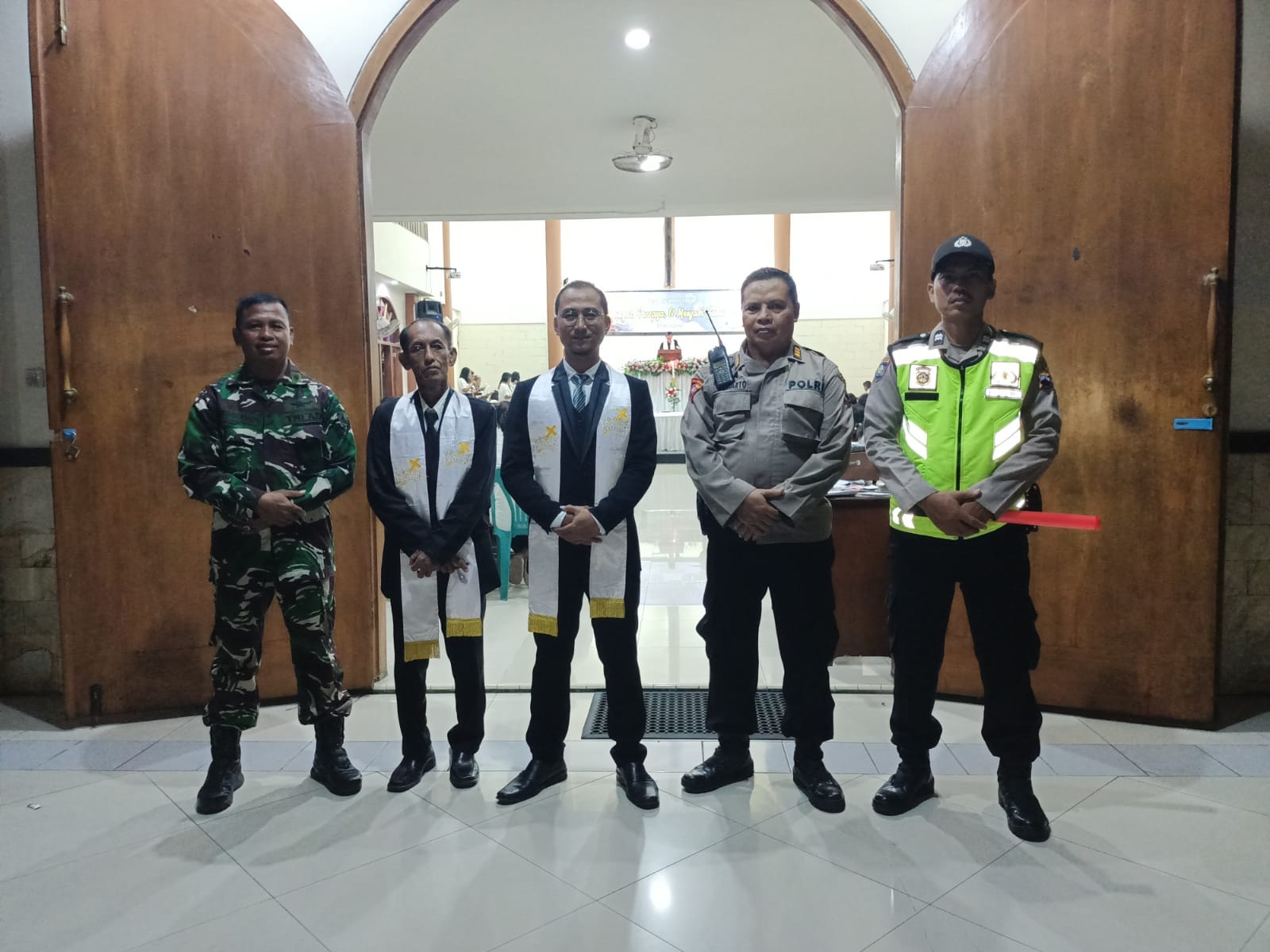 Warga Rayakan Ibadah Paskah, Anggota Koramil 24/Klaten Utara Amankan Gereja Wilayah Kecamatan Klaten Utara