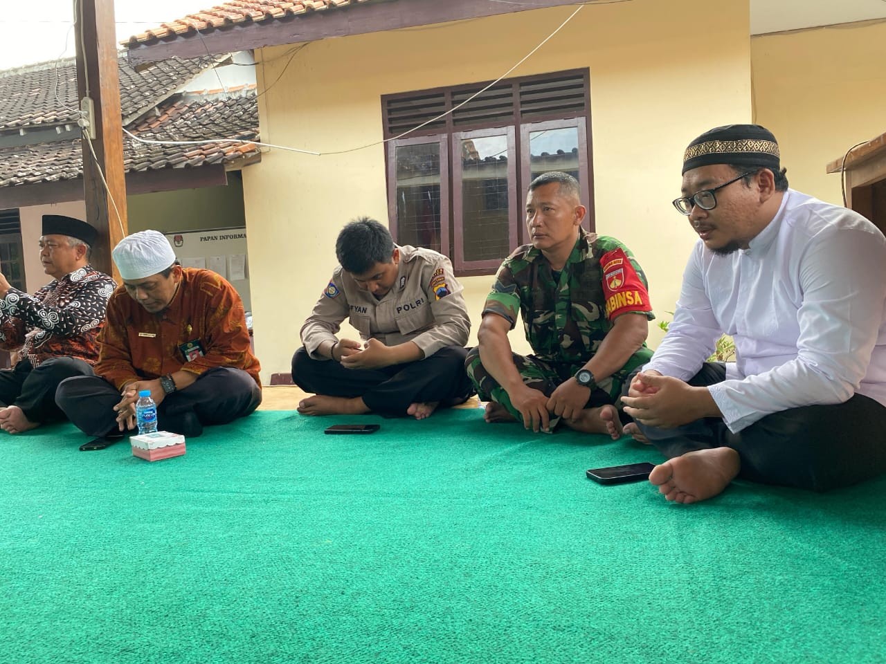 Hangatnya Syawalan Di Desa Kebondalem Kidul, Babinsa Koramil 09/Prambanan Hadir Jalin Silaturahmi