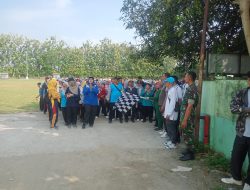 Babinsa Koramil 22 Wonosari Laksanakan Pengamanan Jalan Santai Peringatan Hardiknas 2025