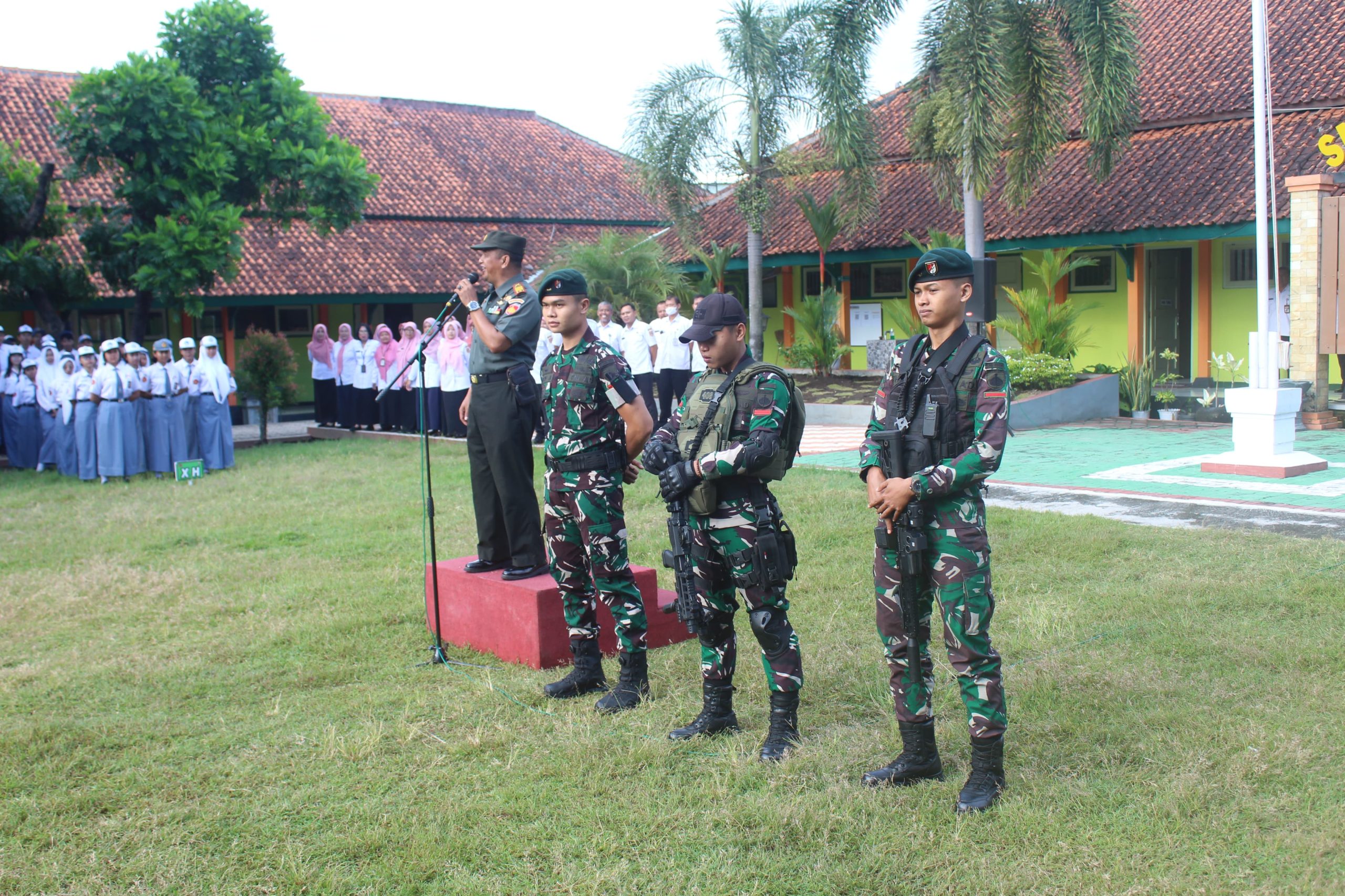 Kodim 0723/Klaten Gelar Sosialisasi Penerimaan Calon Prajurit TNI AD Di SMA Negeri 1 Jogonalan